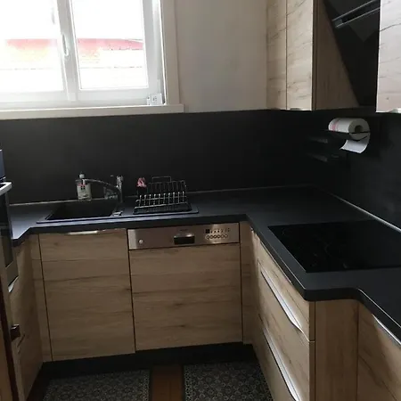 Sans Adieu アパート *