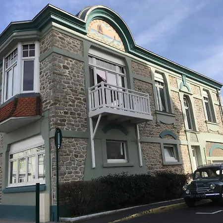 Sans Adieu アパート *