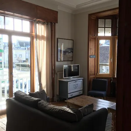 アパート Sans Adieu